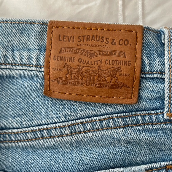 Levi’s wedgie jeans - Picture 2 of 4